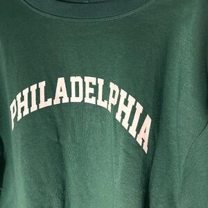 Philadelphia crew neck